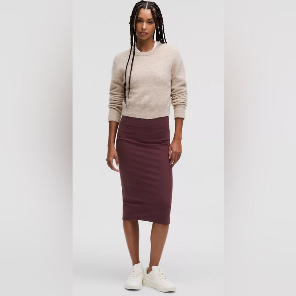 Brand New Lululemon Nulu Slim-Fit High-Rise Skirt (Garnet / Size 6) NWT